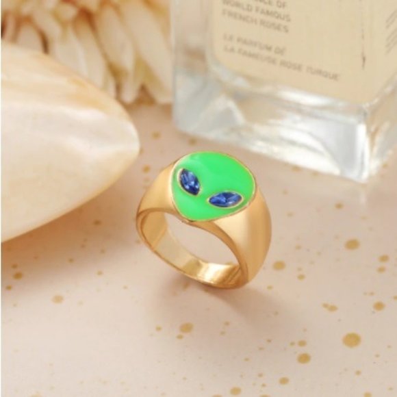 Y2K Gold Alien Statement Ring - Picture 1 of 1